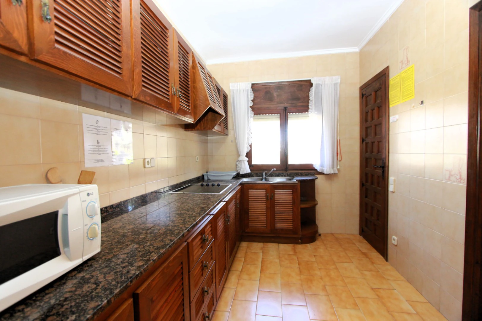 PRIVACIDAD Y NATURALEZA, VILLA MEDITERRÁNEA ÚNICA A PASOS DE LA PLAYA.