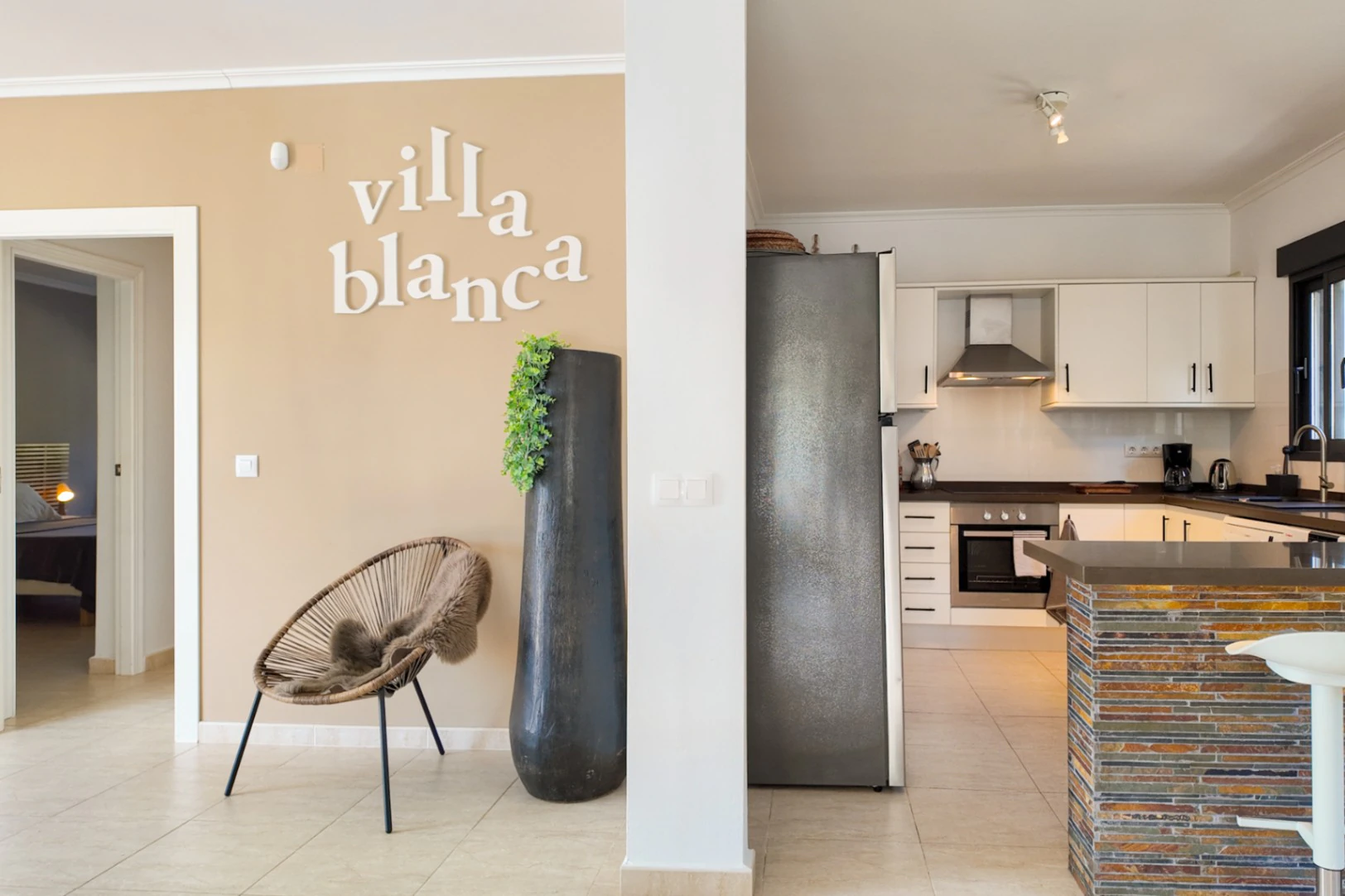 Encantadora villa con apartamento independiente y jardín mediterráneo en Cometa, Calpe