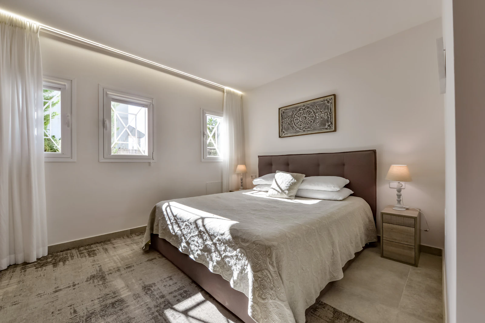 Villa de Lujo en Altea: Elegancia, Exclusividad y Vistas de Ensueño