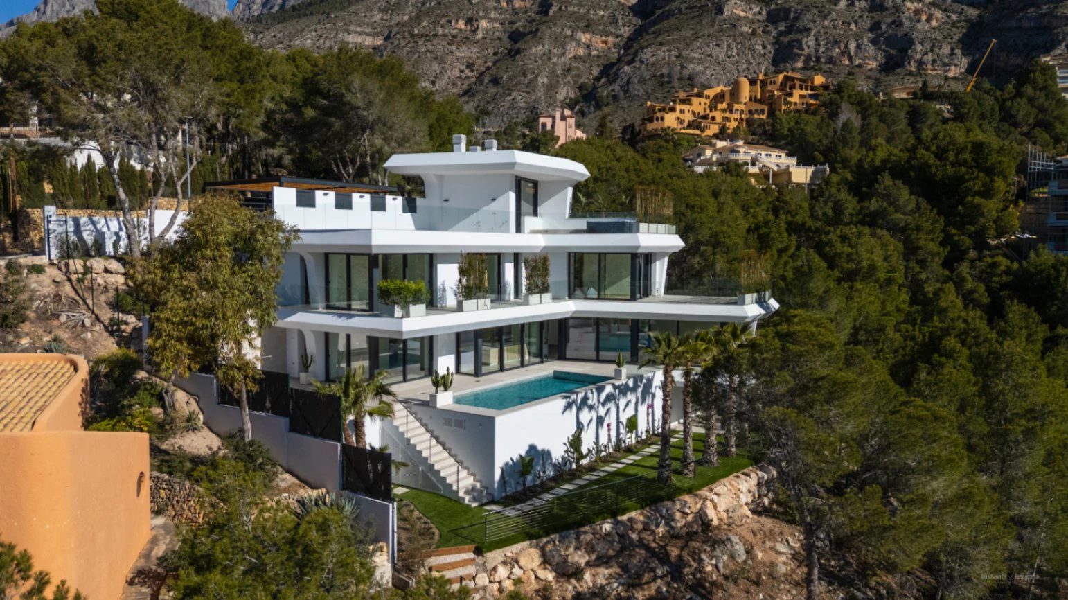 Espectacular Villa de Lujo con Vistas Panorámicas en Altea