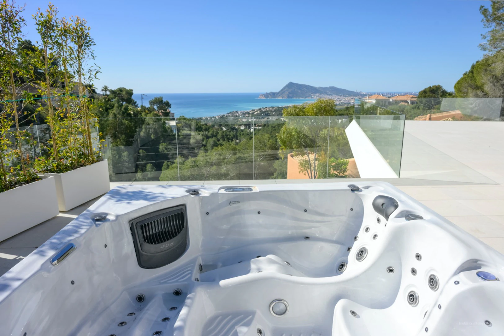 Espectacular Villa de Lujo con Vistas Panorámicas en Altea