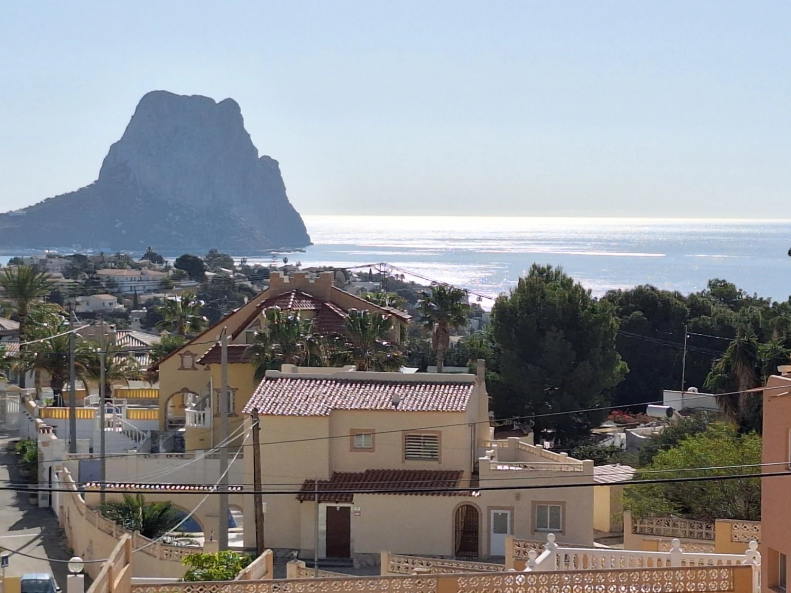 VILLA MODERNA EN CONSTRUCCION EN CALPE