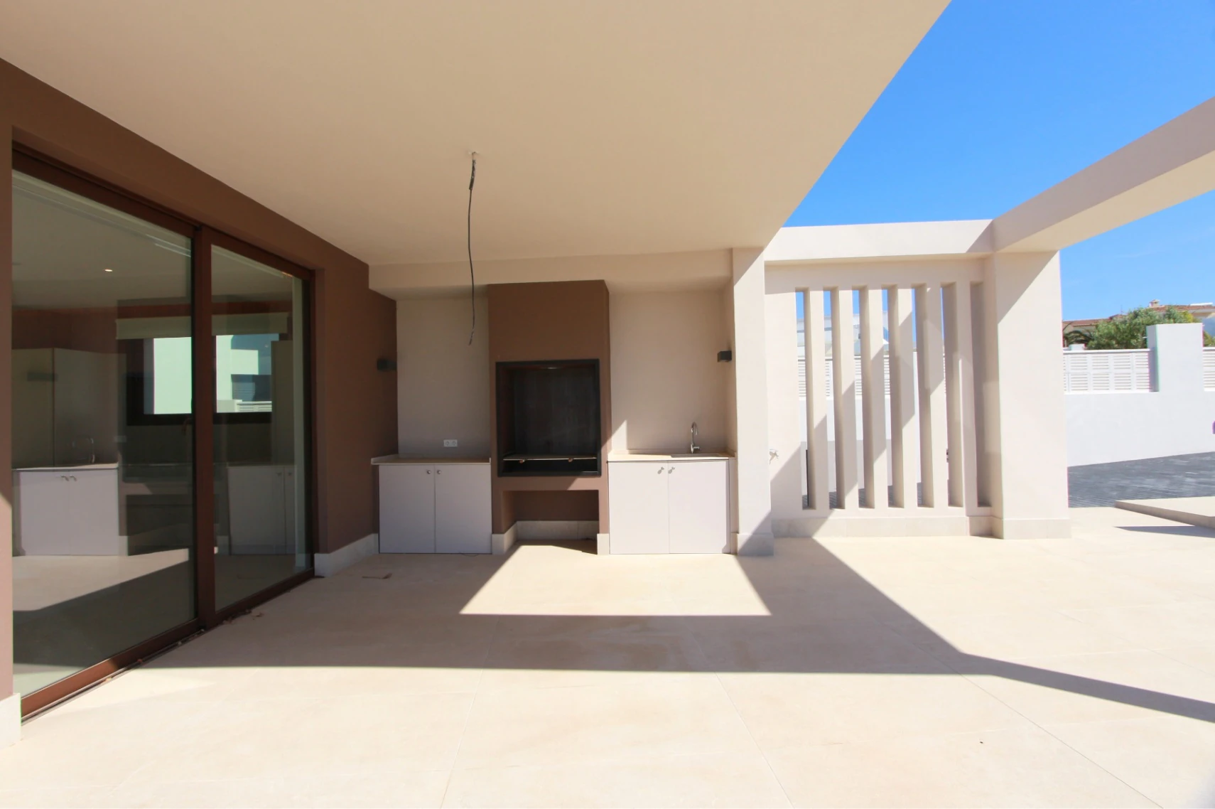 Villa moderna de obra nueva en Calpe con vistas al mar y al Peñón de Ifach