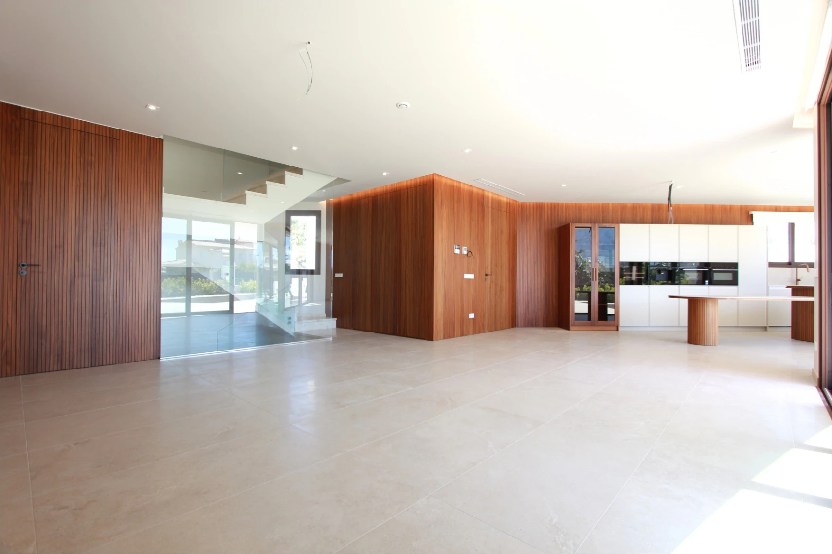 Villa moderna de obra nueva en Calpe con vistas al mar y al Peñón de Ifach