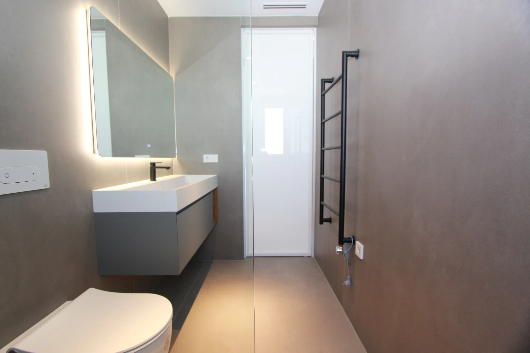 Villa de Diseño Contemporáneo, vistas al mar, a un Paso de Moraira