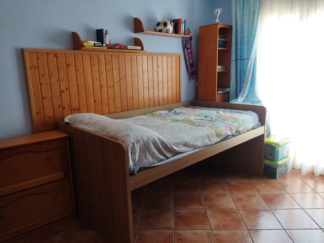 Villa Luminosa y Espaciosa con Jardín y Piscina Comunitaria