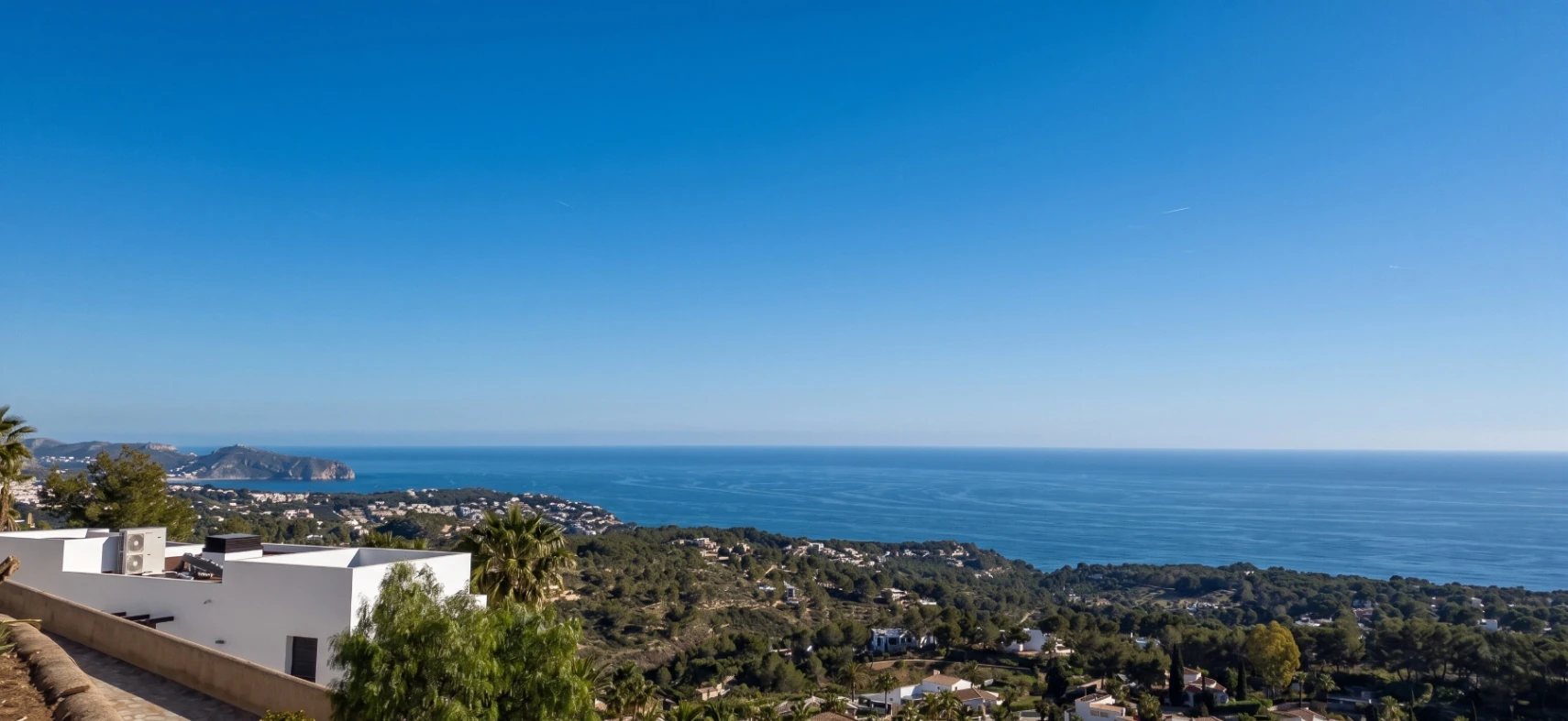 VILLA CON VISTAS PANORÁMICAS AL MAR
