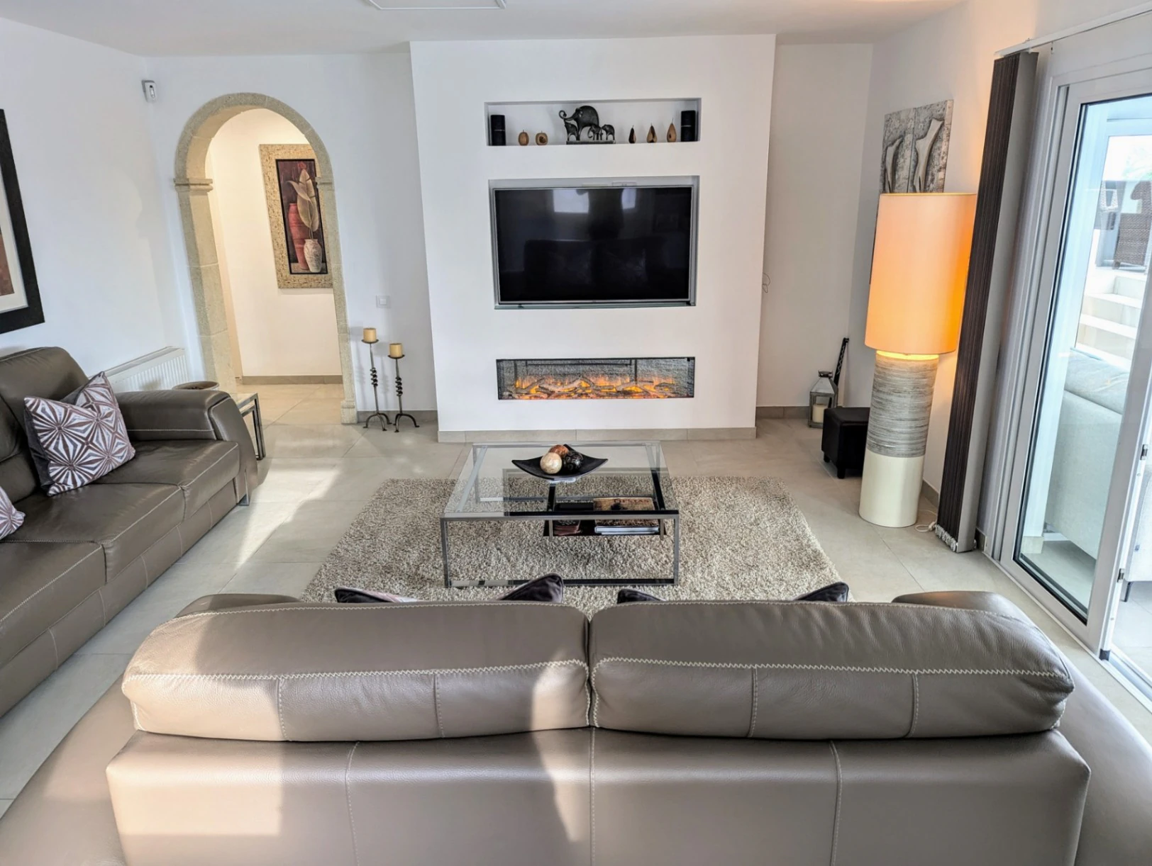 Villa de lujo en venta en Moraira con vista panorámica al mar