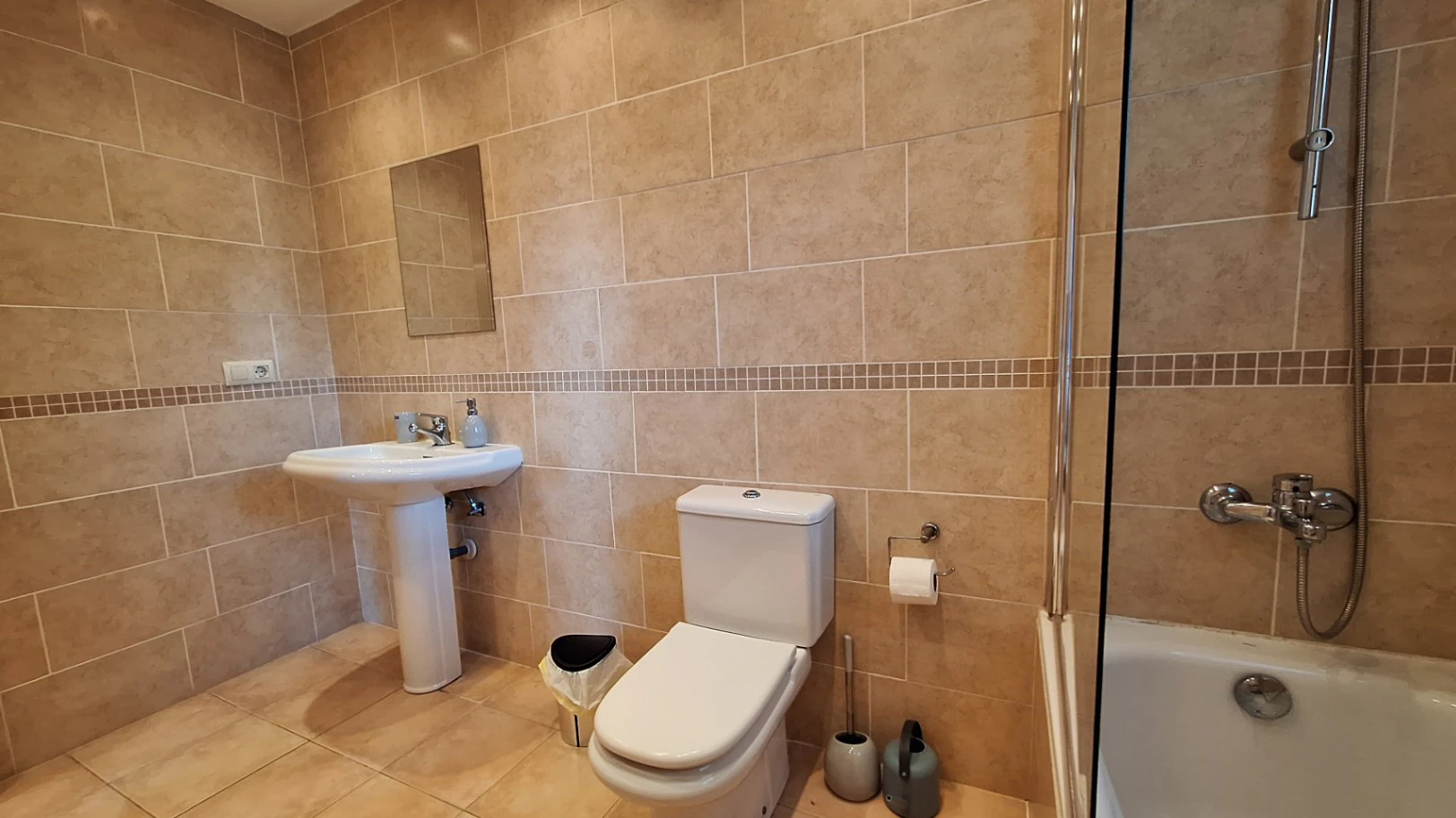 Villa en venta con vistas al mar, 4 dormitorios y piscina privada en Benissa