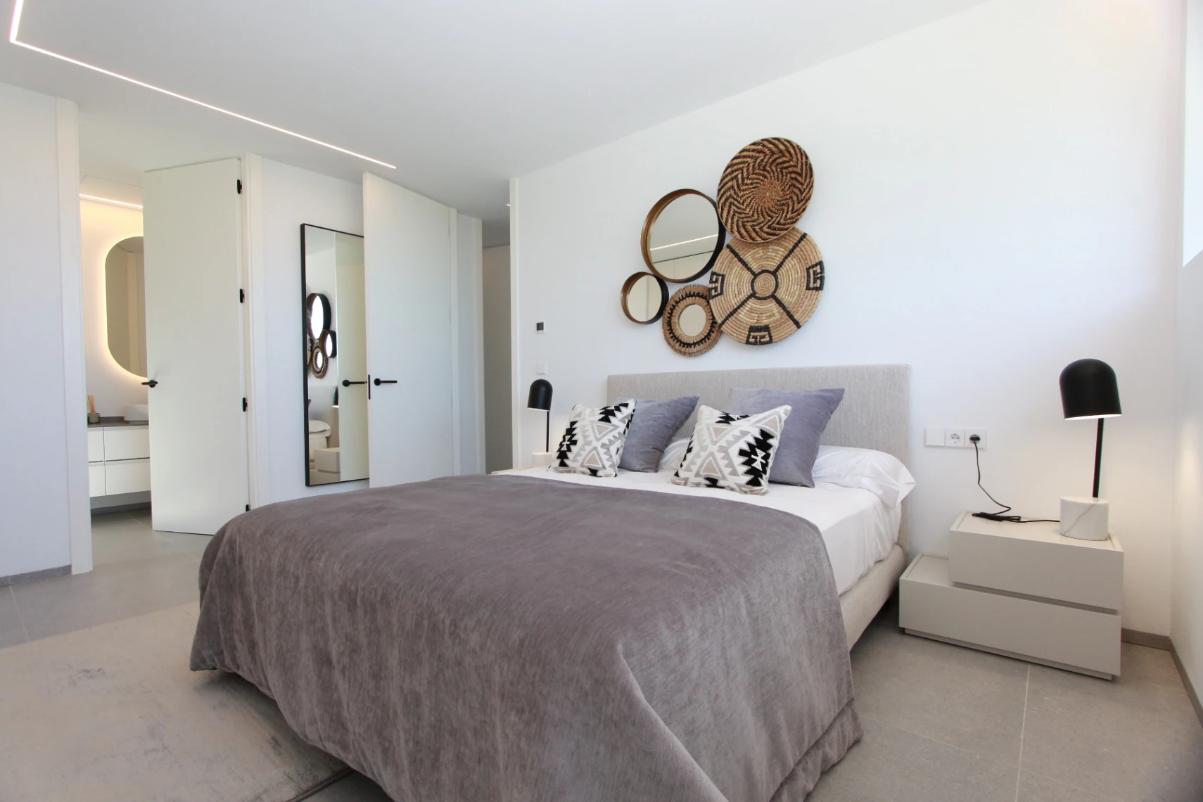 Elegancia y privacidad en Jávea, villa contemporánea con vistas al Mediterráneo