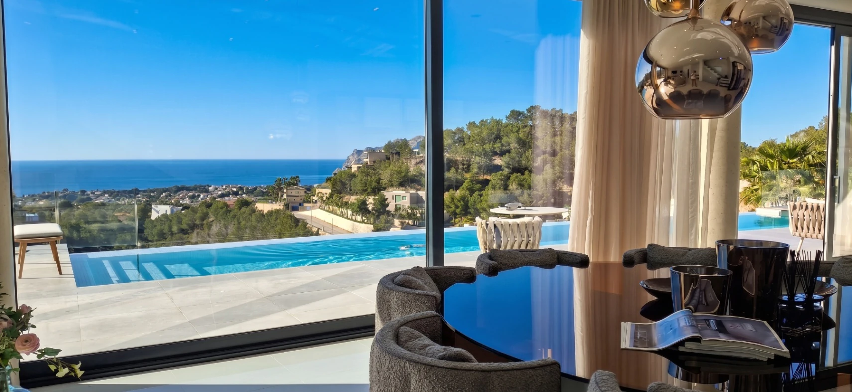 VILLA DE LUJO CON VISTAS PANORAMICAS A LA VENTA EN BENISSA