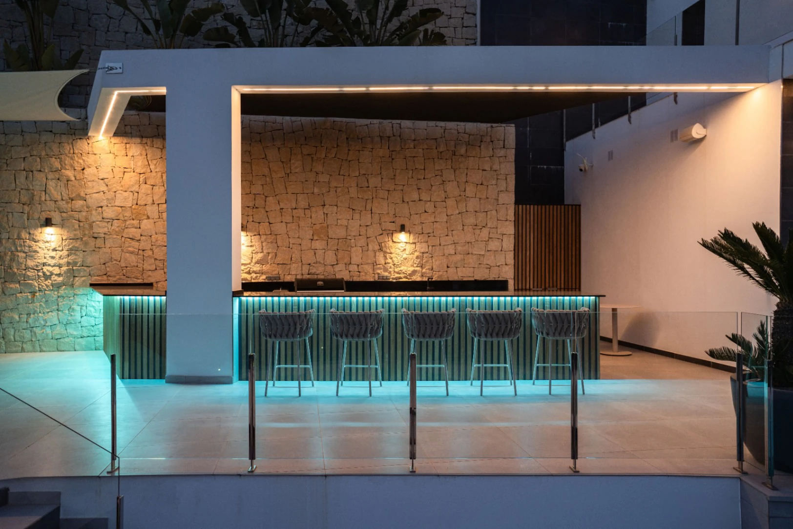 VILLA DE LUJO CON VISTAS PANORAMICAS A LA VENTA EN BENISSA