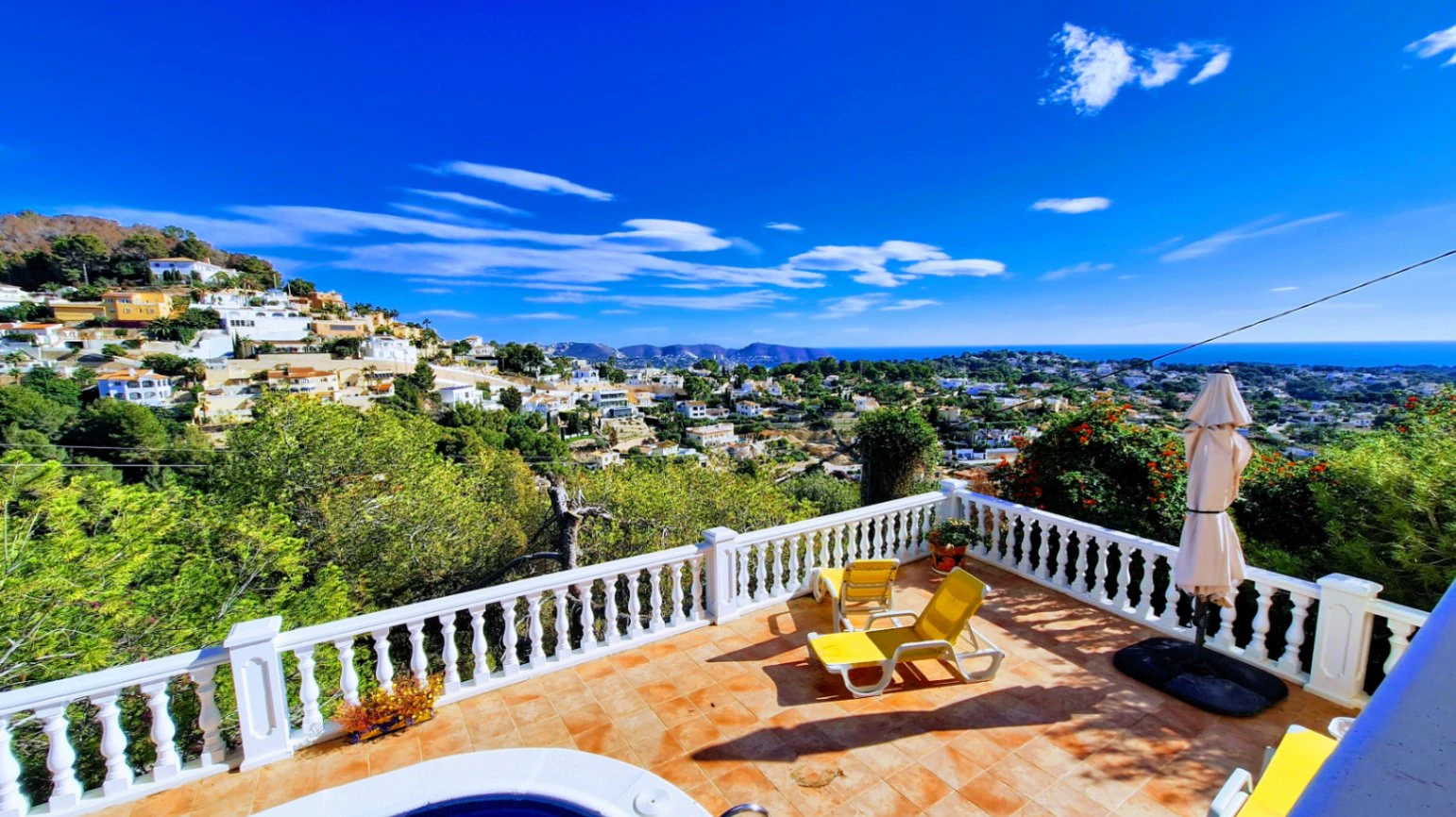 CHARMANTE VILLA À VENDRE SUR LA CÔTE DE BENISSA, VUE PANORAMIQUE SUR LA MER