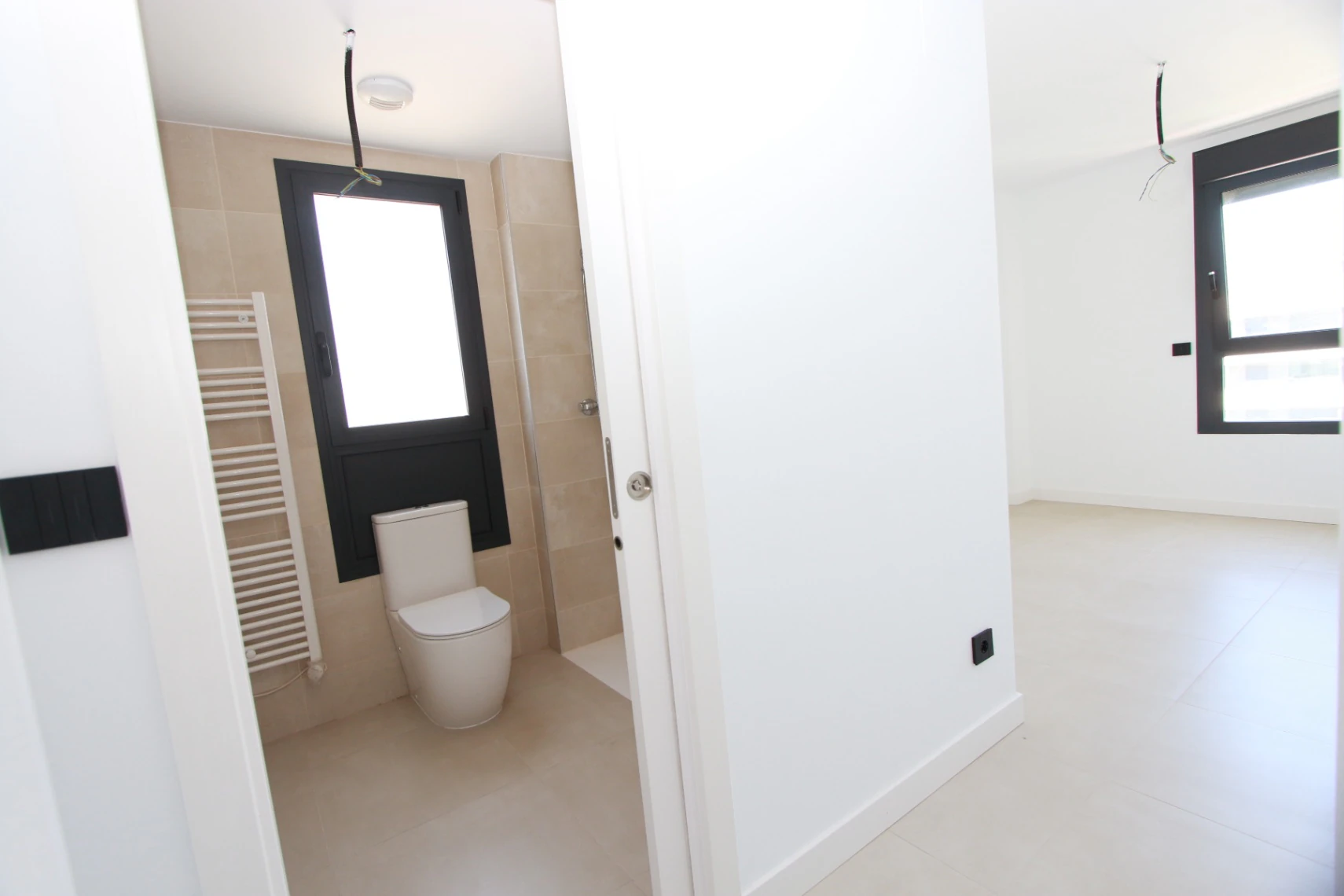 Vive el Mediterráneo: Ático con solárium privado y vistas al mar en Calpe
