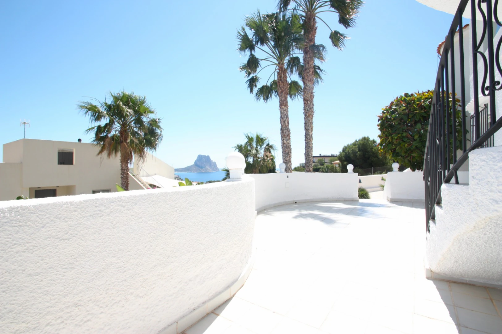 VILLA CON VISTAS AL MAR EN CALPE