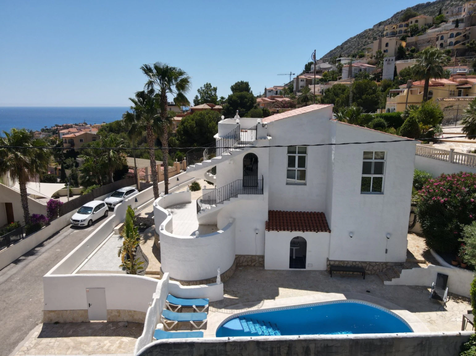 VILLA CON VISTAS AL MAR EN CALPE
