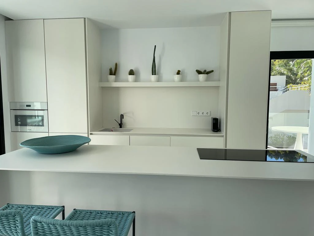 Villa de lujo con espectaculares vistas panorámicas al mar y a la montaña a la venta en Altea.
