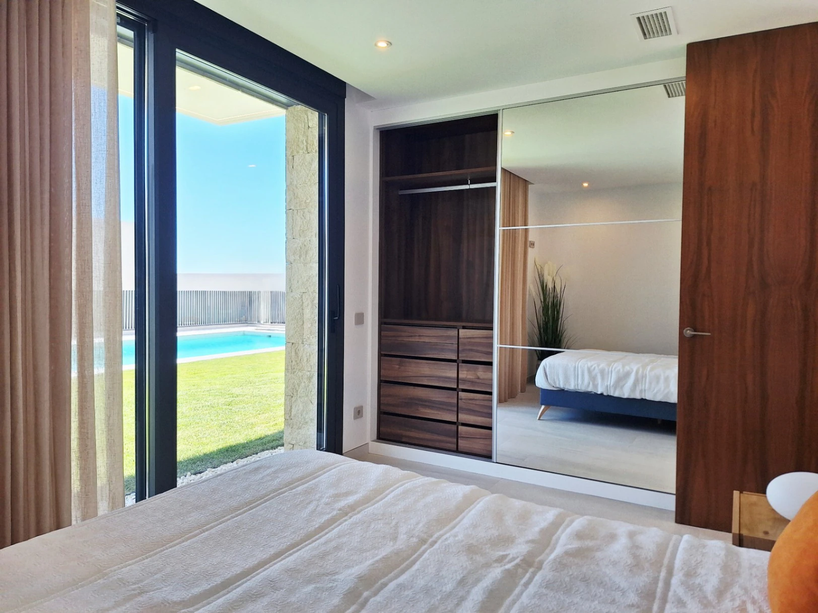 Modernas villas pareadas llave en mano en una prestigiosa zona residencial de la Costa Blanca