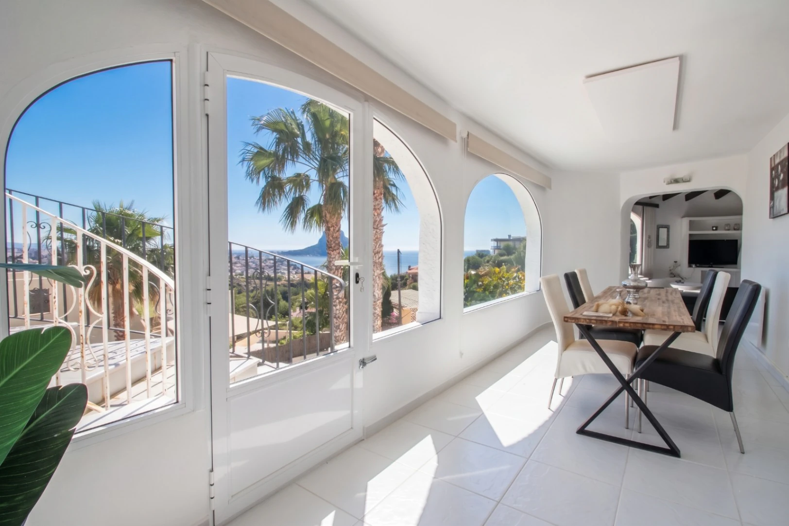 VILLA CON VISTAS AL MAR EN CALPE