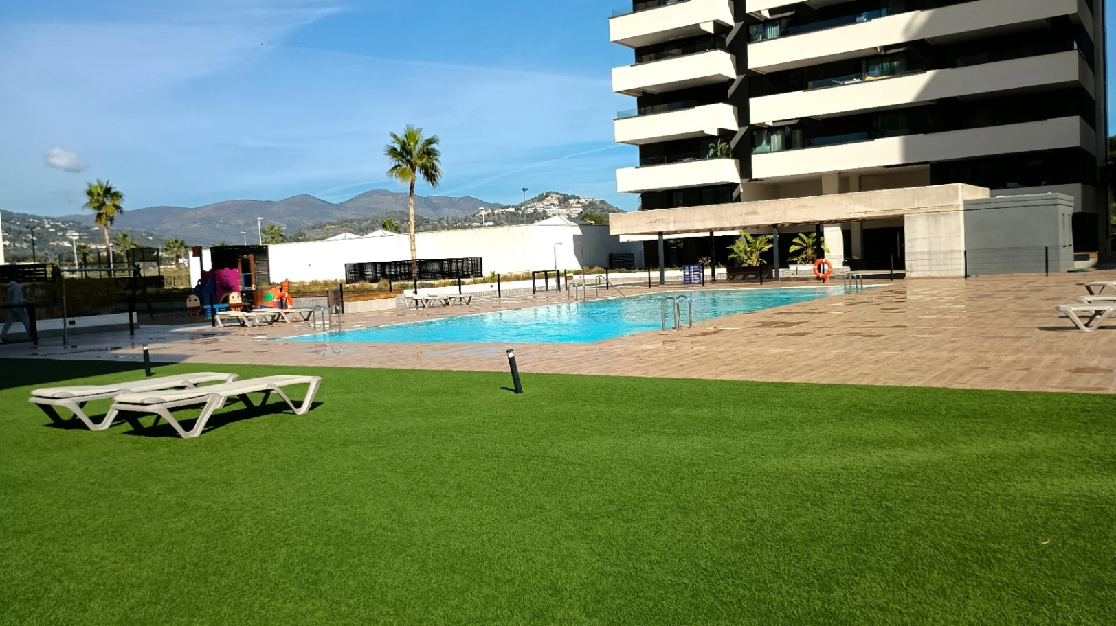 Ático con solárium y vistas al mar en Calpe