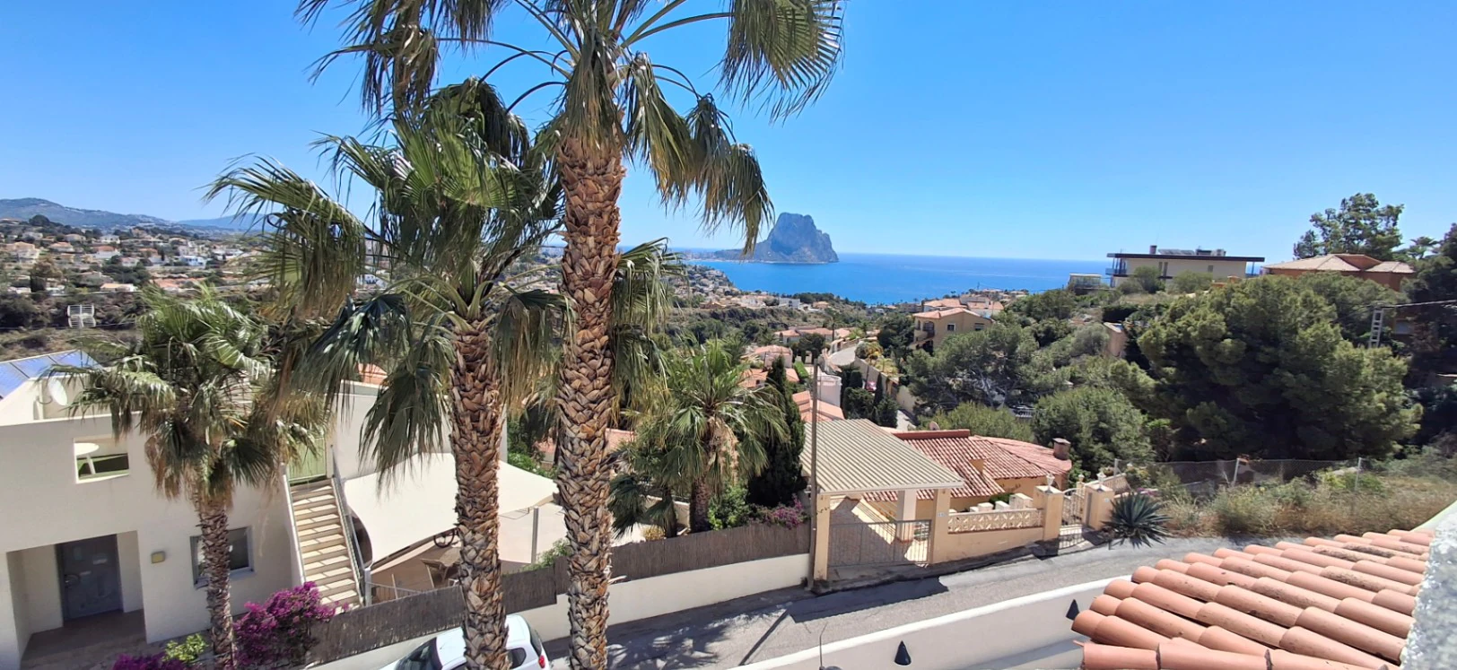 VILLA CON VISTAS AL MAR EN CALPE