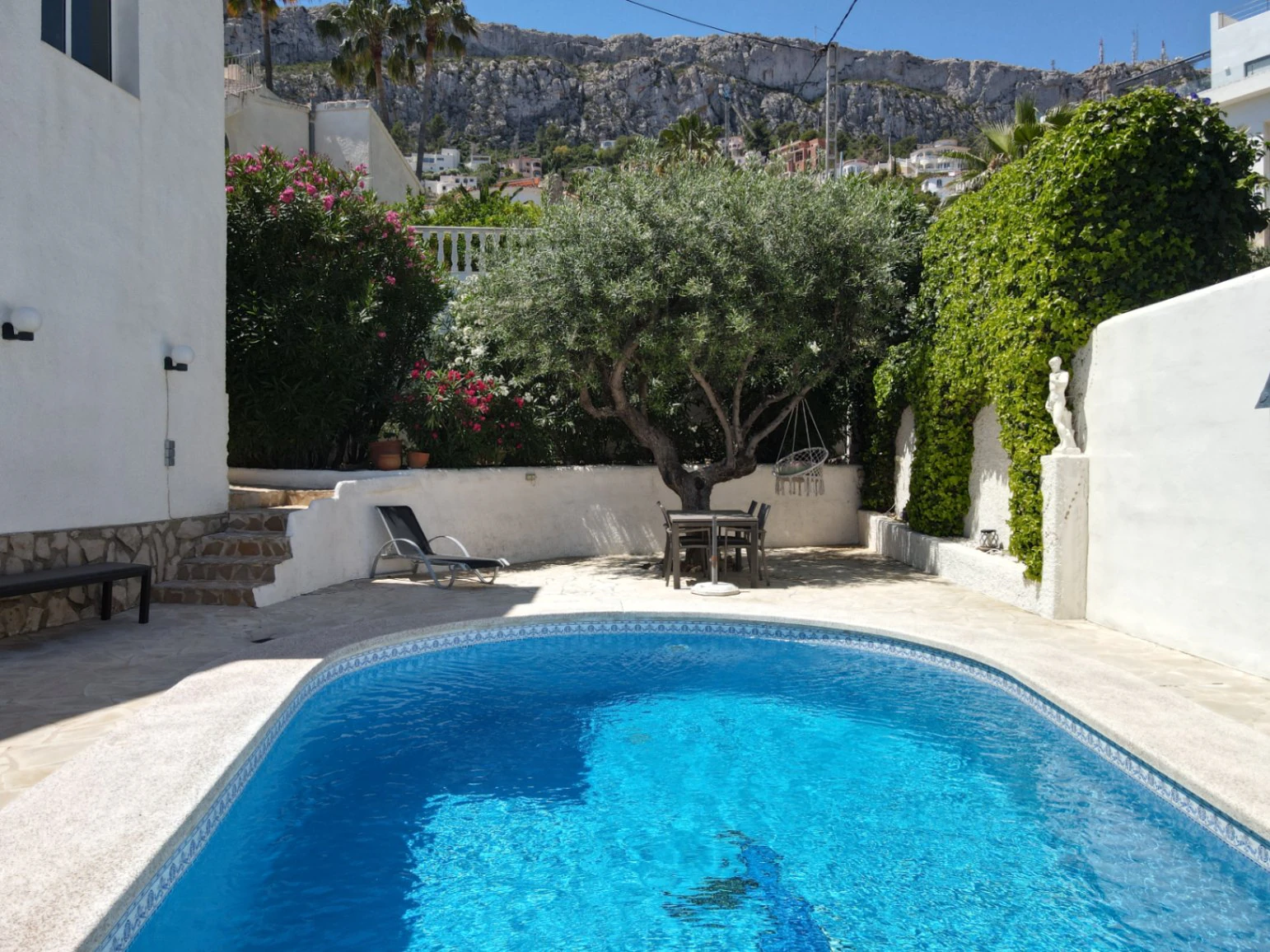 VILLA CON VISTAS AL MAR EN CALPE