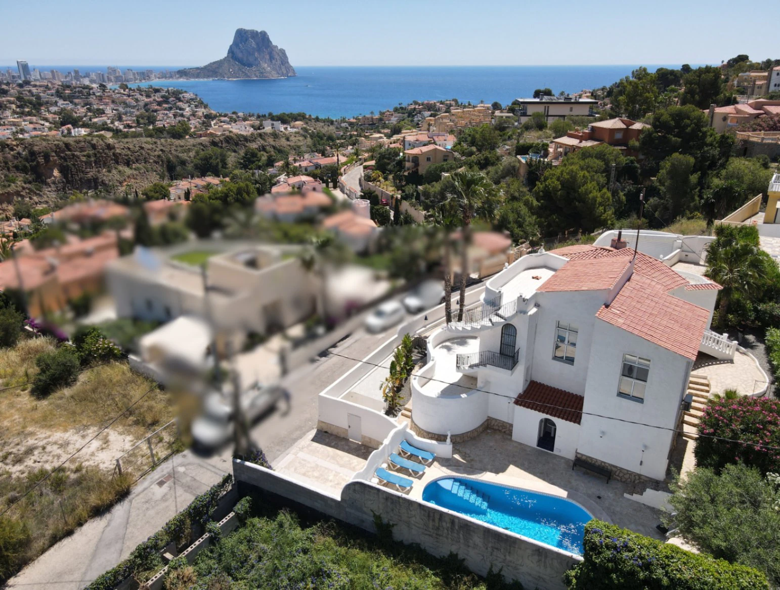 VILLA CON VISTAS AL MAR EN CALPE