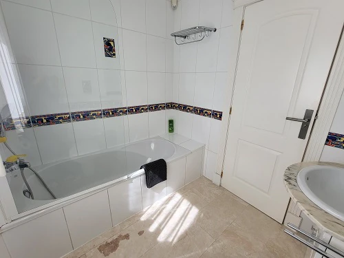 Villa Panorámica Mediterránea en Moraira – Donde la Elegancia se Encuentra con la Serenidad