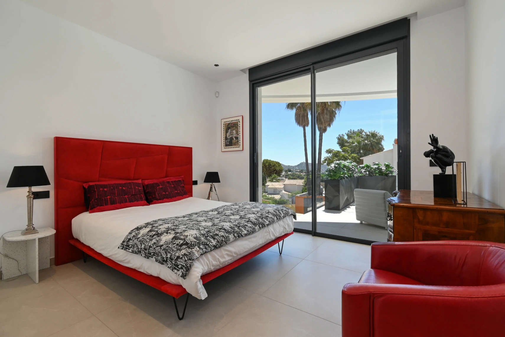 Villa de Lujo High-Tech en Moraira con Disponibilidad Inmediata