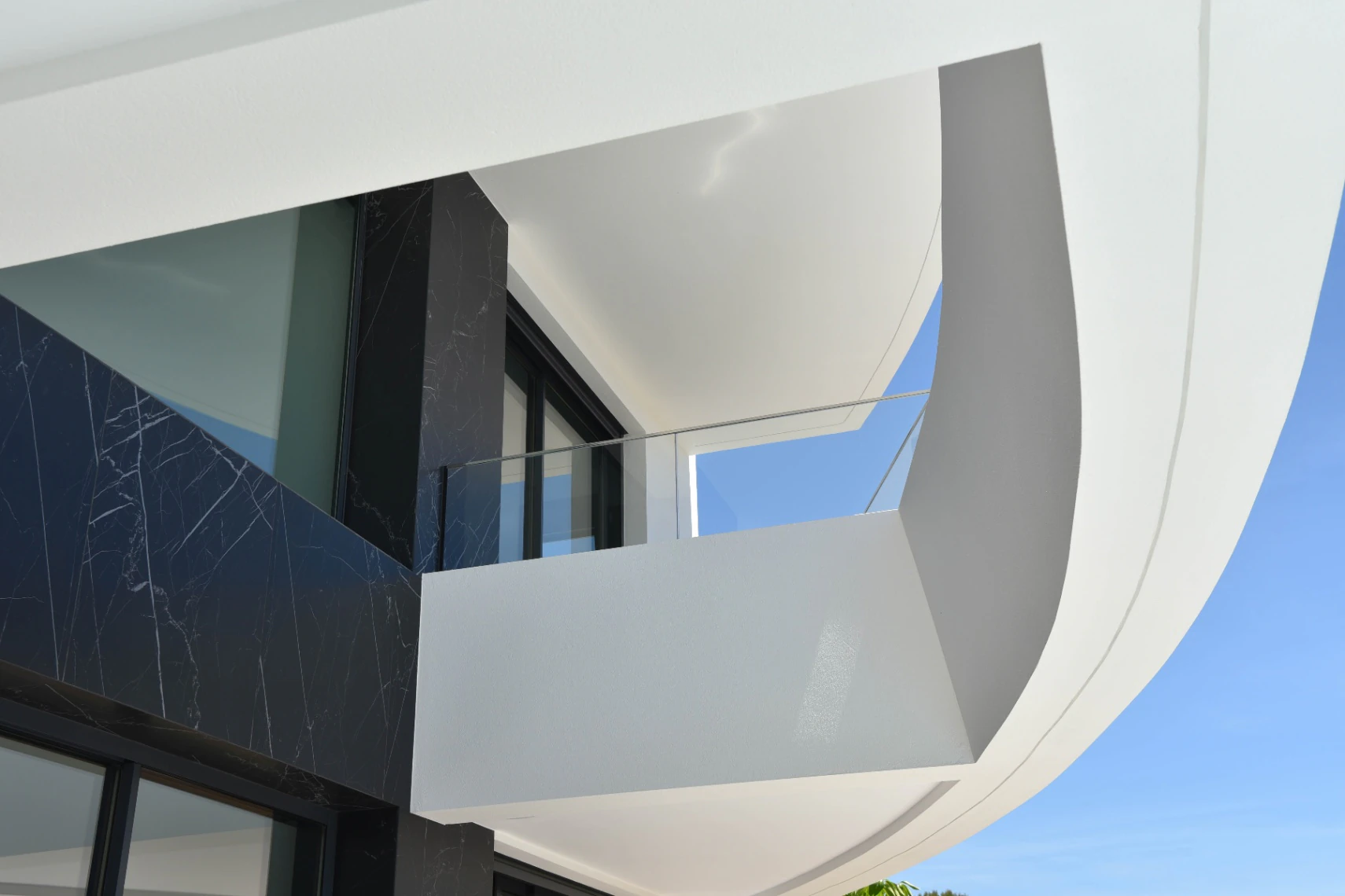 Villa de Lujo High-Tech en Moraira con Disponibilidad Inmediata