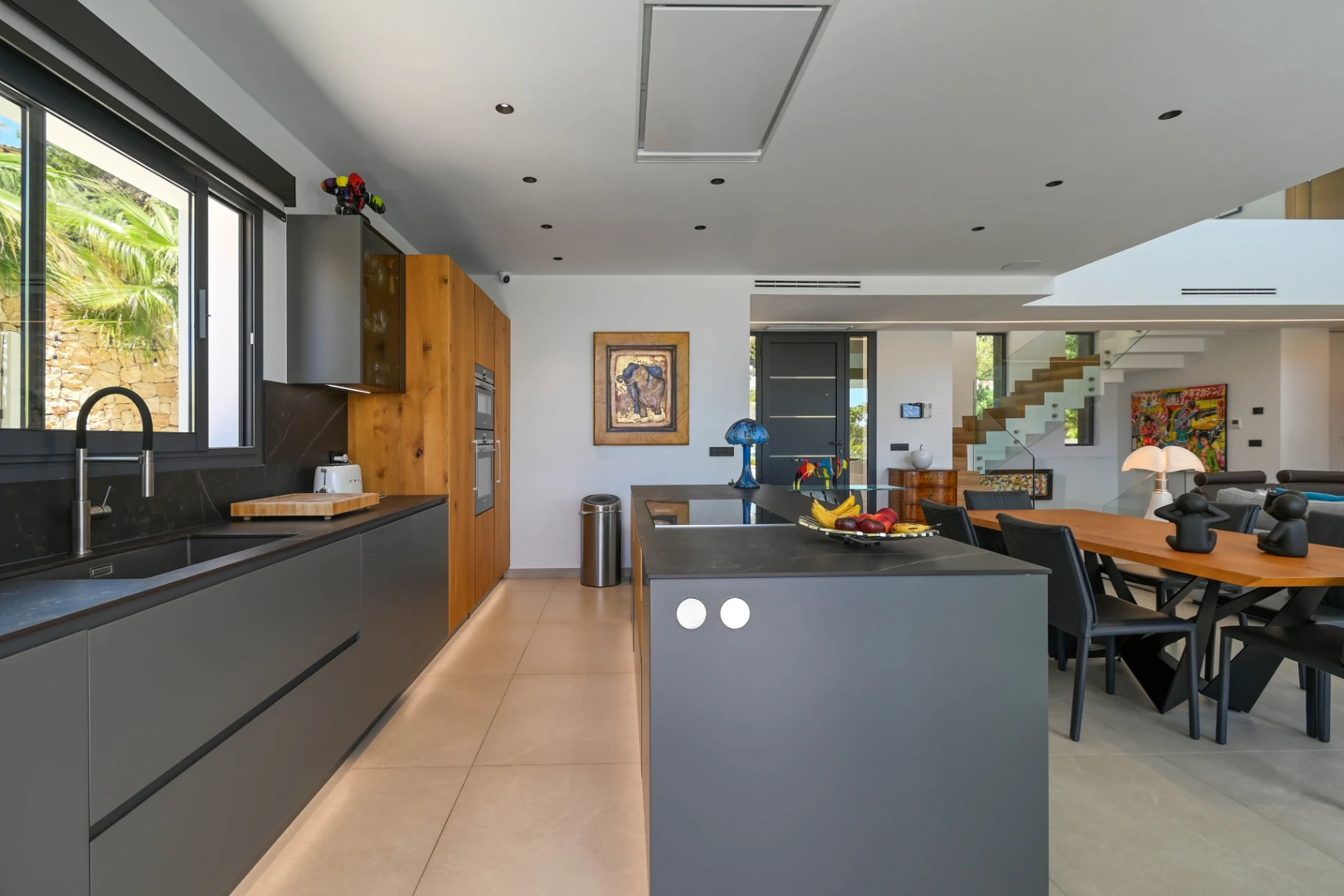 Villa de Lujo High-Tech en Moraira con Disponibilidad Inmediata