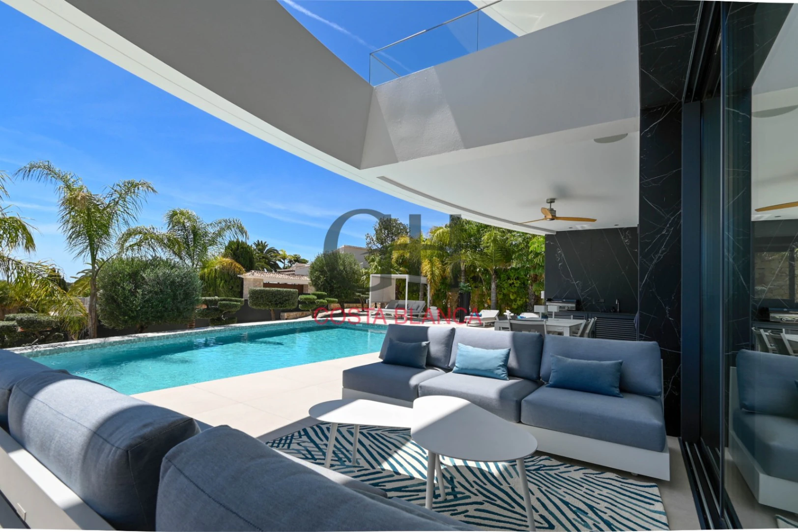 Villa de Lujo High-Tech en Moraira con Disponibilidad Inmediata