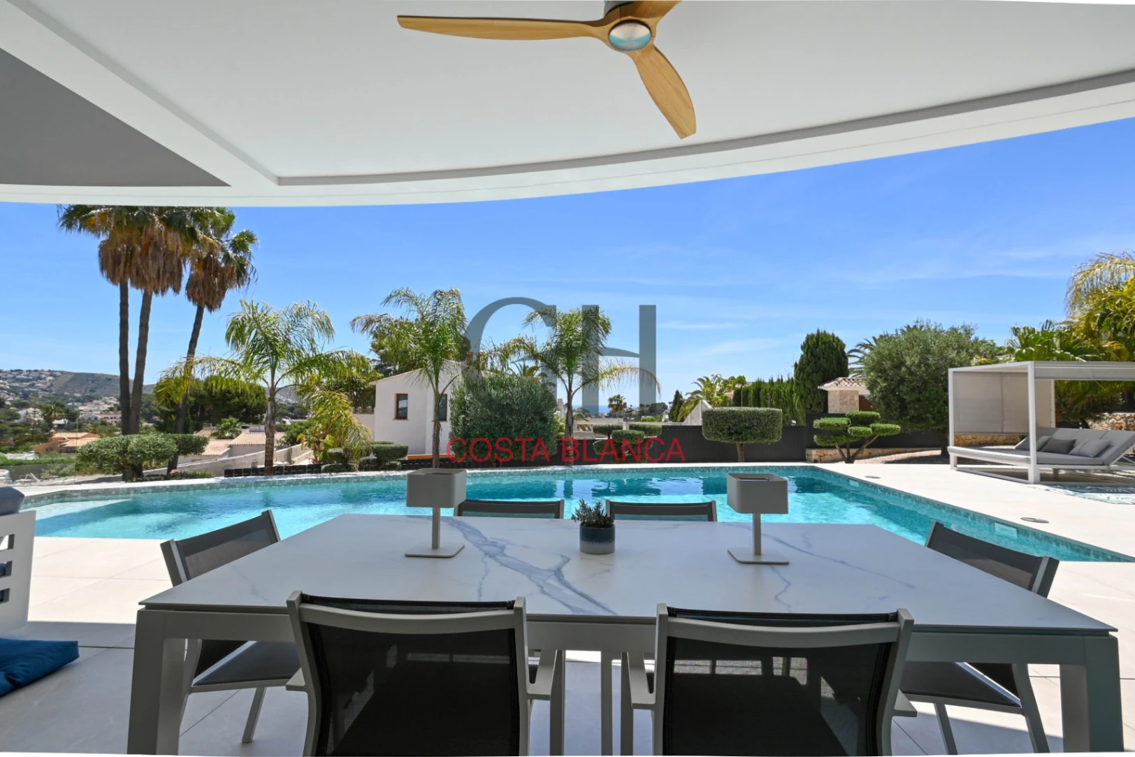 Villa de Lujo High-Tech en Moraira con Disponibilidad Inmediata