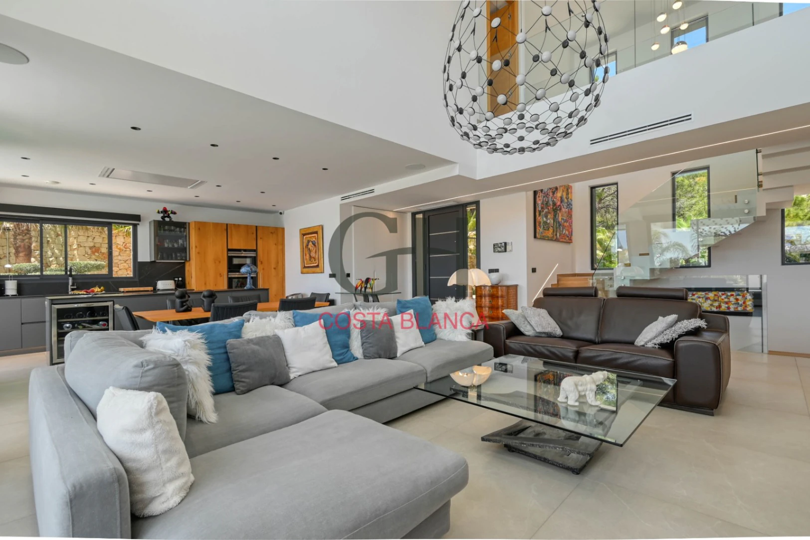 Villa de Lujo High-Tech en Moraira con Disponibilidad Inmediata