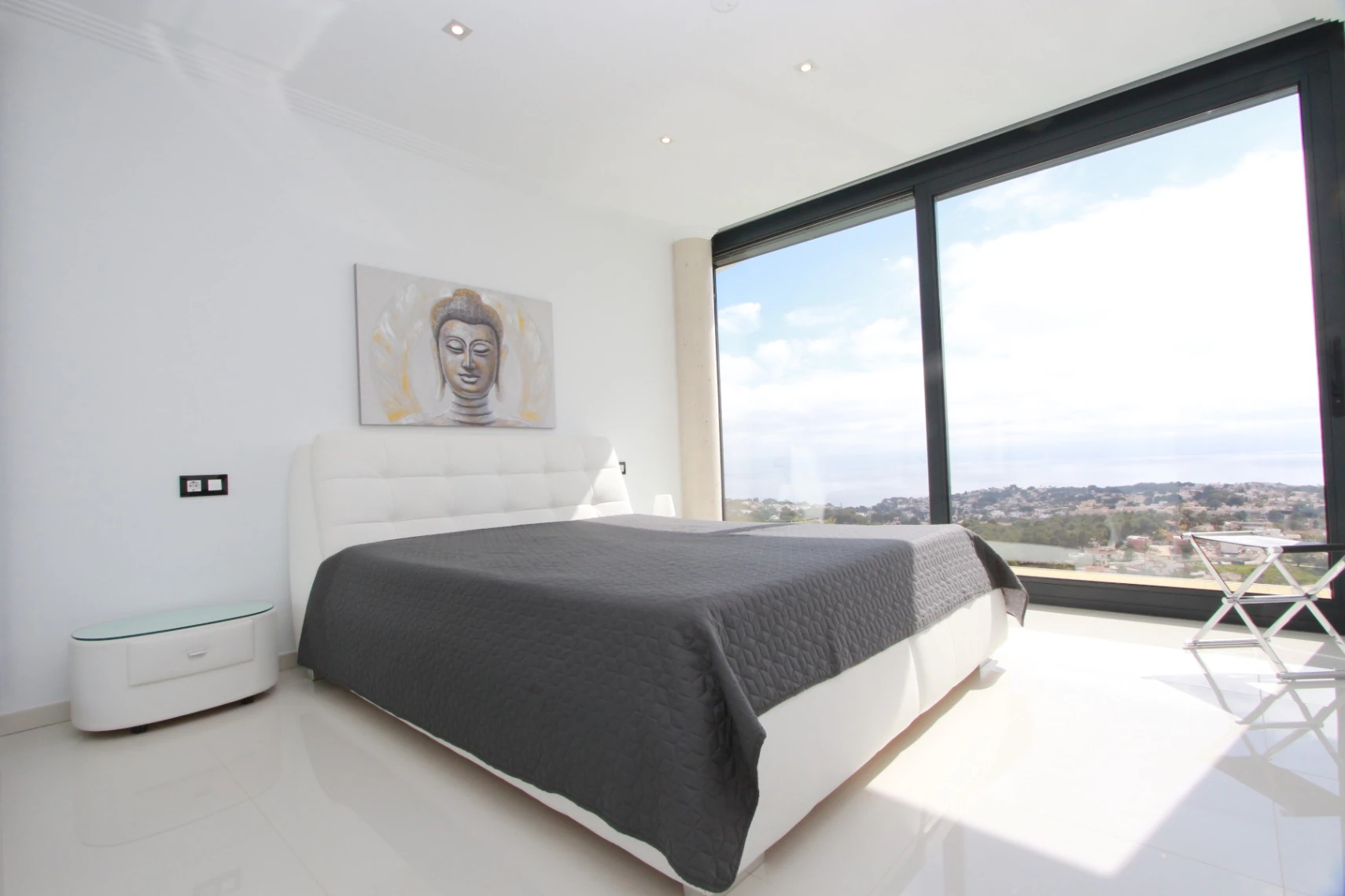 VILLA DE LUJO CON VISTAS PANORÁMICAS AL MAR Y AL PEÑÓN DE IFACH EN CALPE