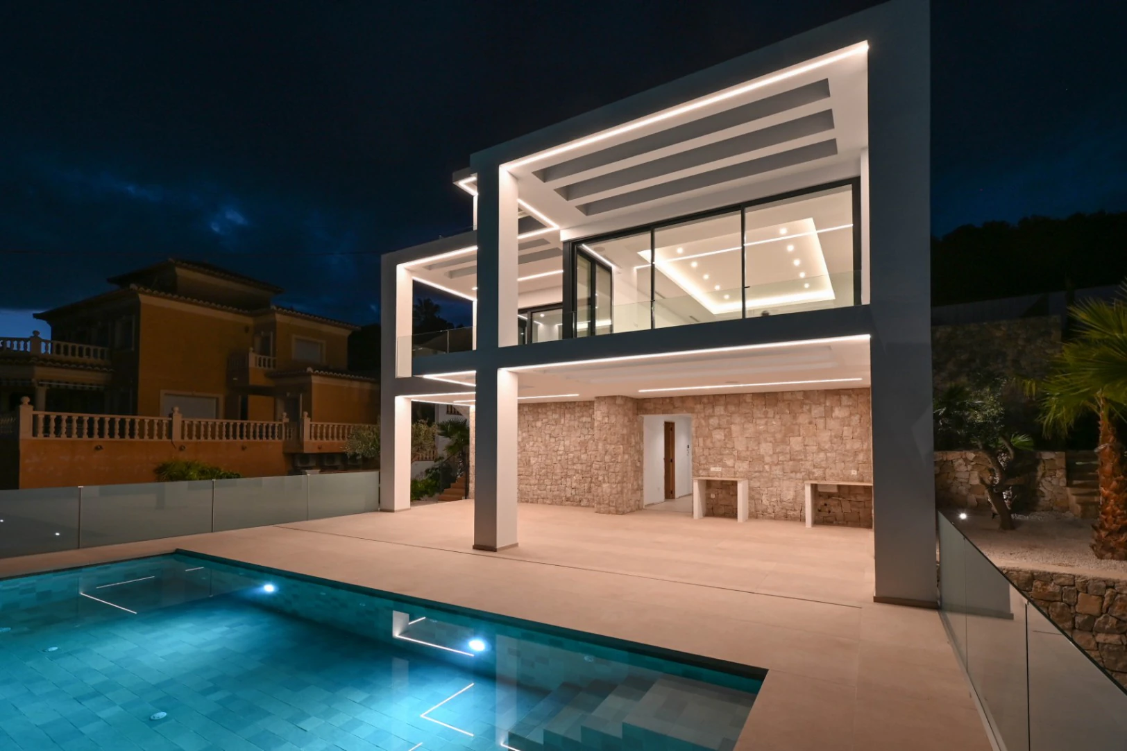 Nieuwe villa met panoramisch uitzicht op zee van Calpe tot Moraira
