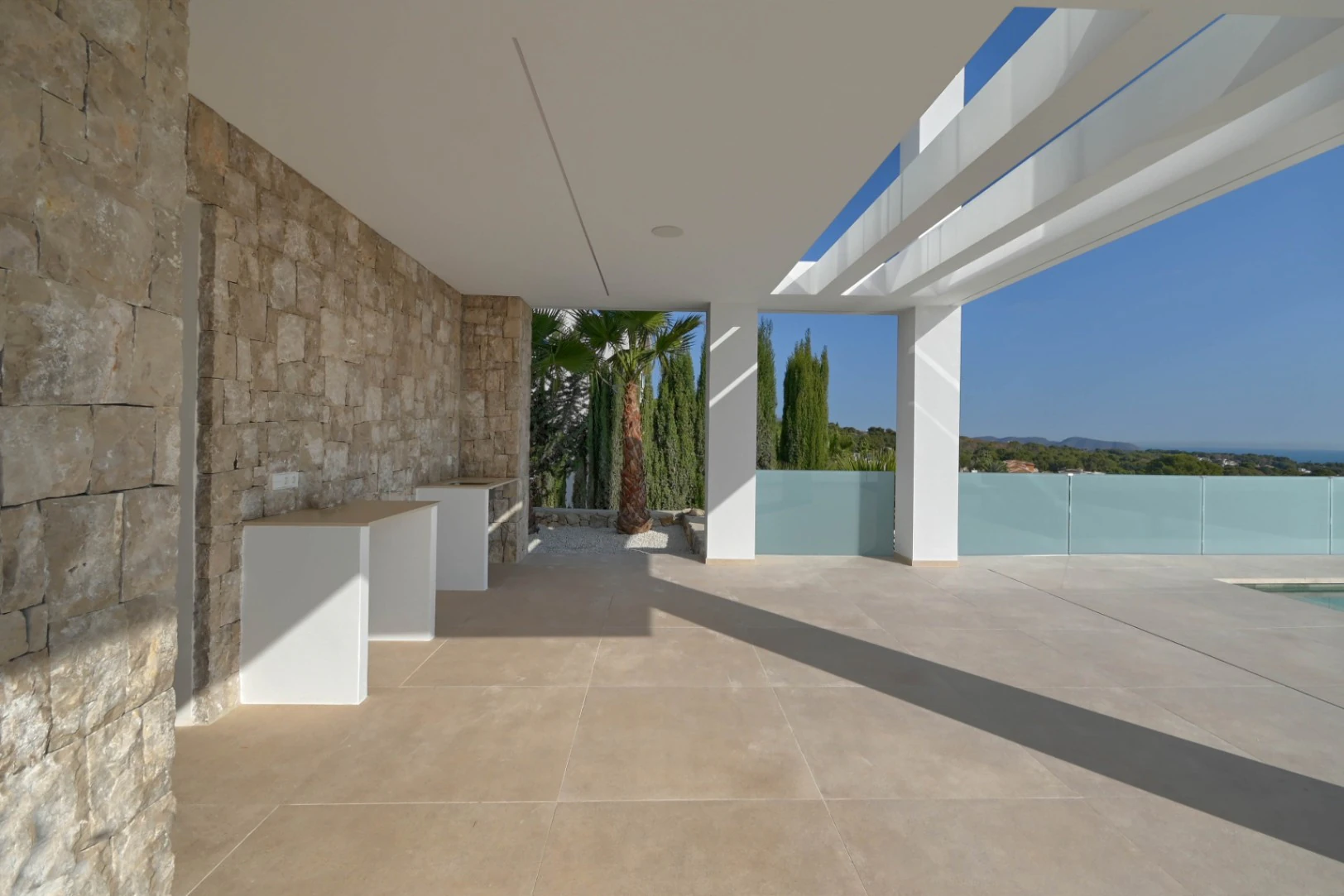 Nieuwe villa met panoramisch uitzicht op zee van Calpe tot Moraira