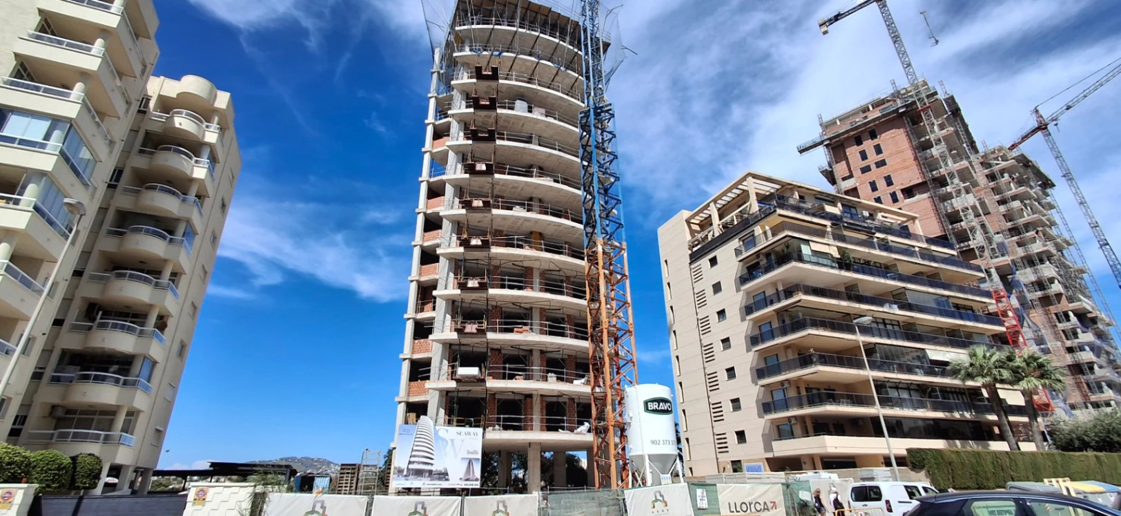 NEUE WOHNWOHNUNG UND PENTHOUSE IN CALPE