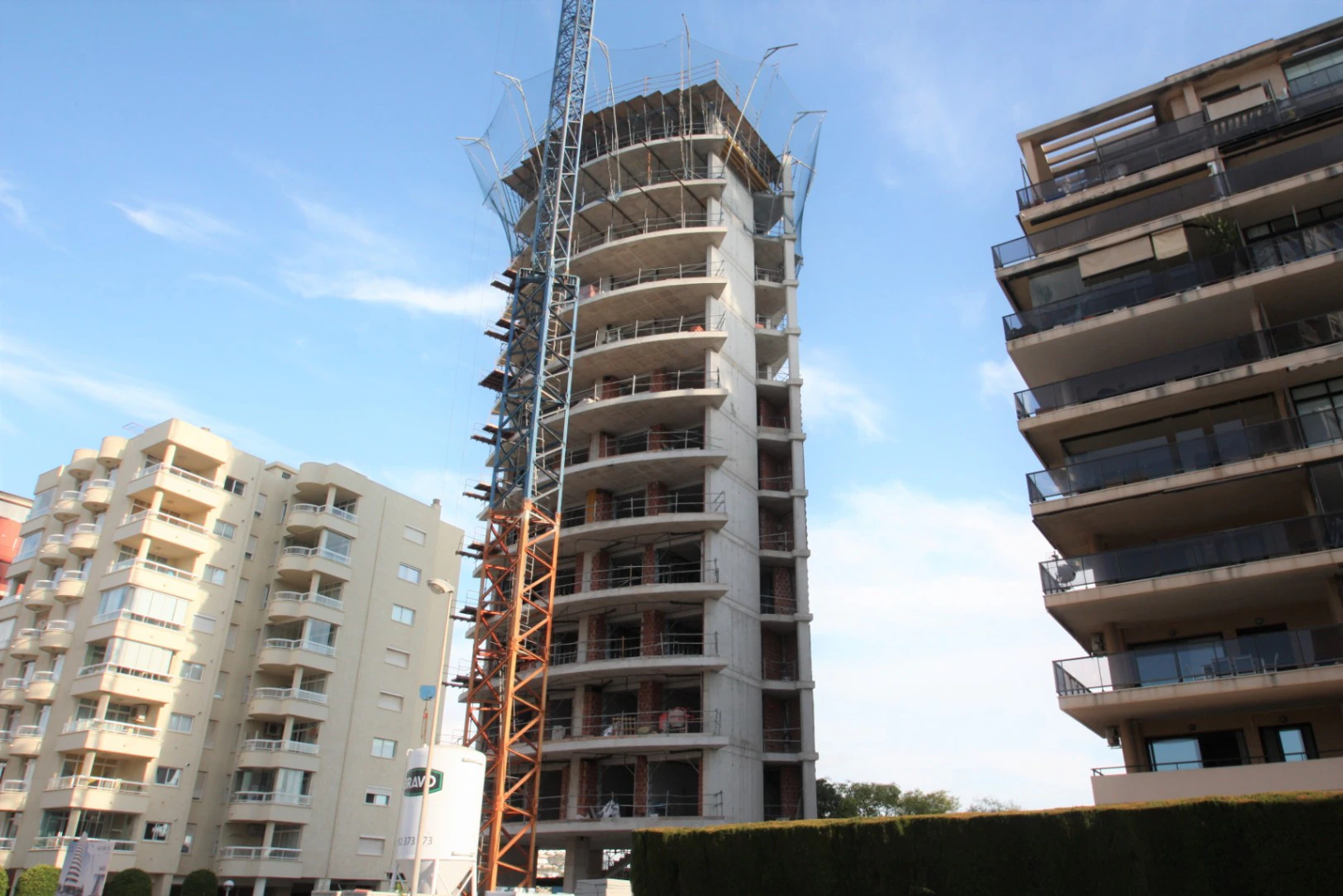 NEUE WOHNWOHNUNG UND PENTHOUSE IN CALPE