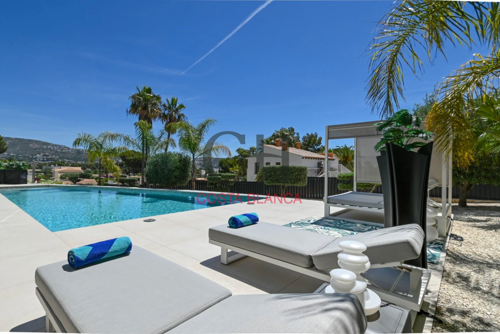 Villa de Lujo High-Tech en Moraira con Disponibilidad Inmediata