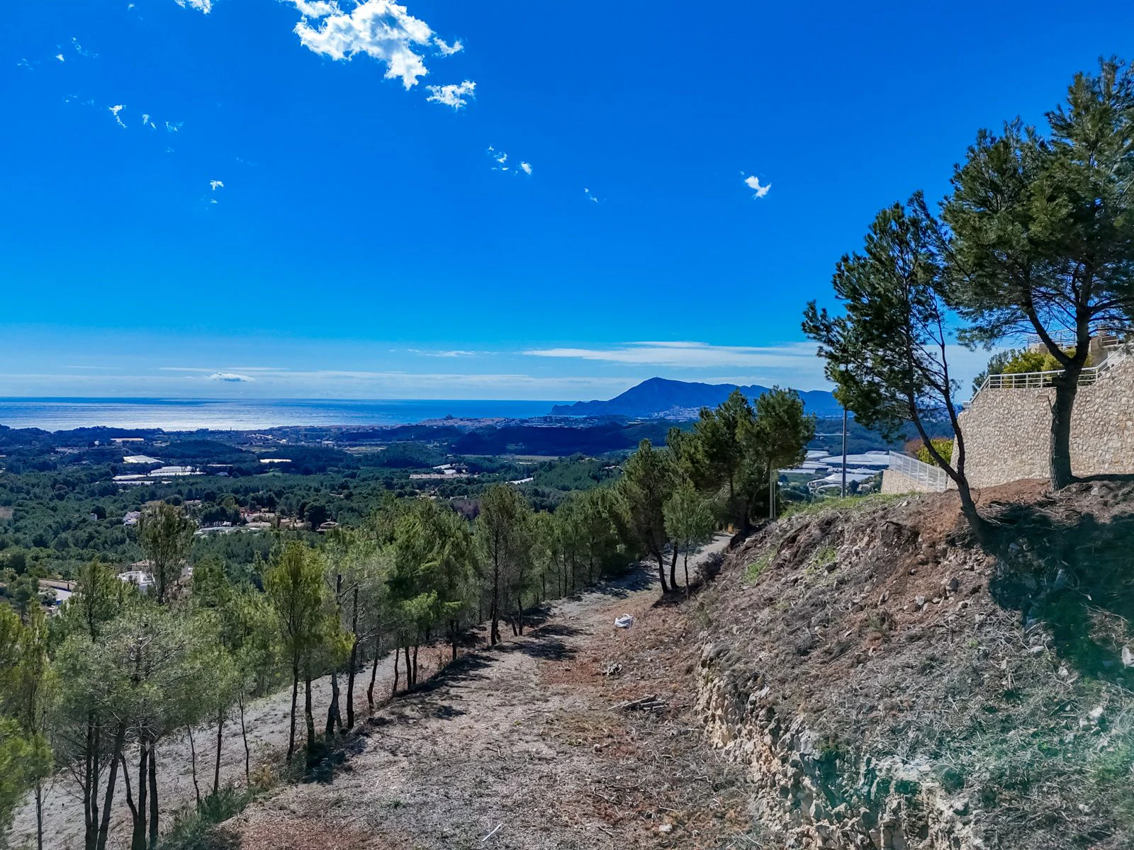 Parcela Urbana con Vistas Panorámicas en Altea
