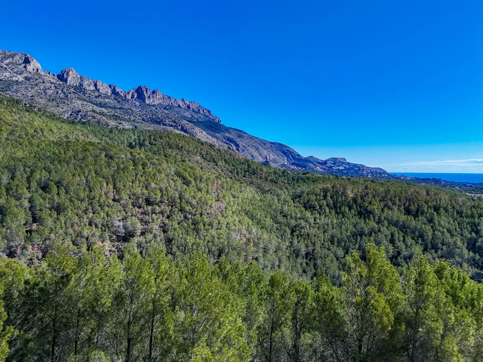 Parcela Urbana con Vistas Panorámicas en Altea