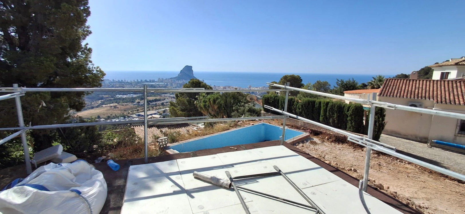 Villa Moderna con Vistas al Mar en Calpe, a 8 Min de la Playa