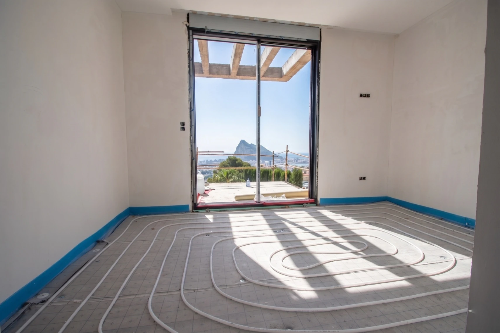 Villa Moderna con Vistas al Mar en Calpe, a 8 Min de la Playa