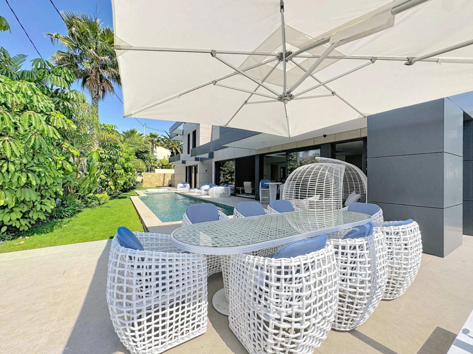 Villa Contemporaine de Rêve avec Vue Mer et Confort Maximum à Calpe