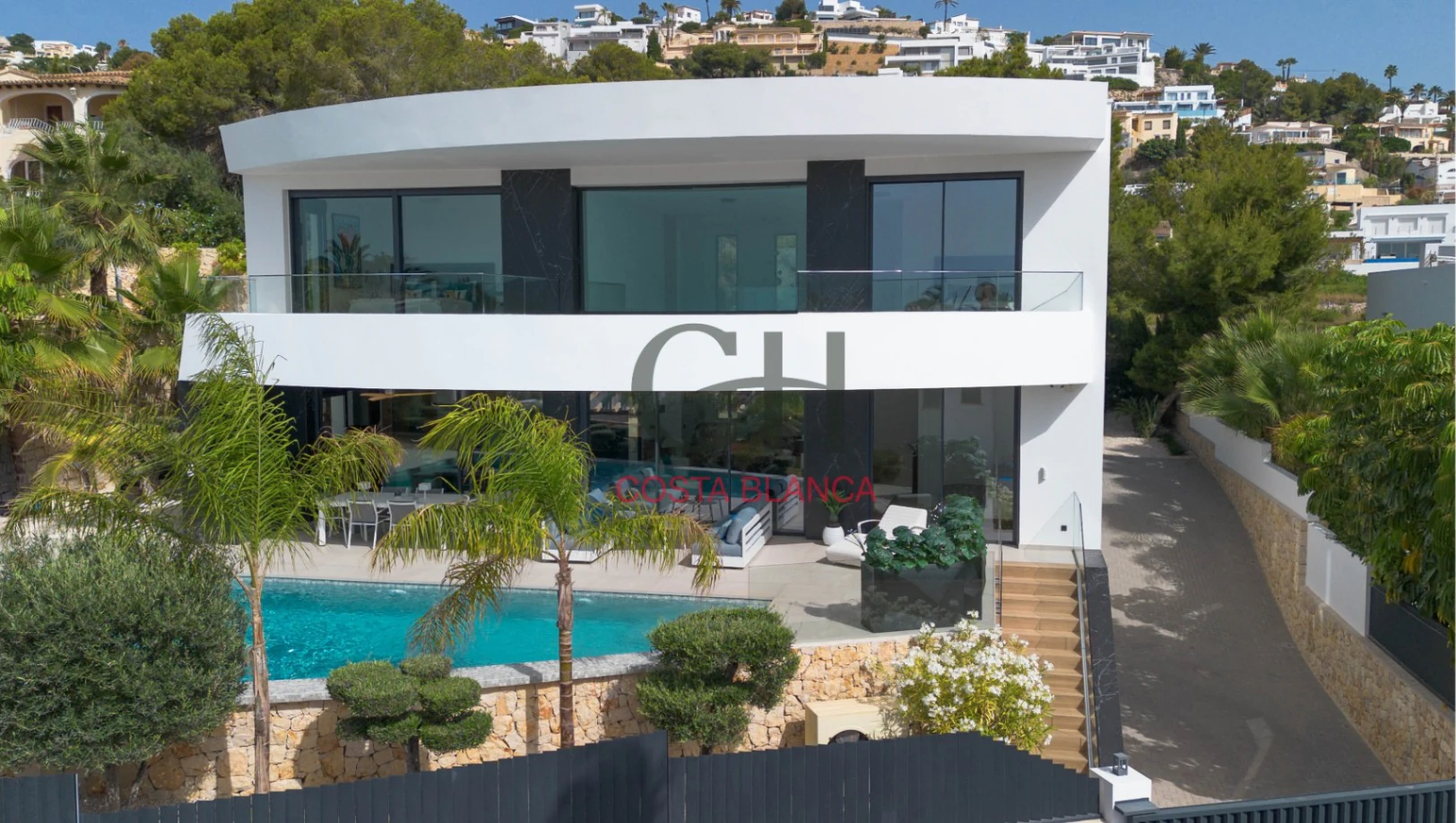 Villa de Lujo High-Tech en Moraira con Disponibilidad Inmediata