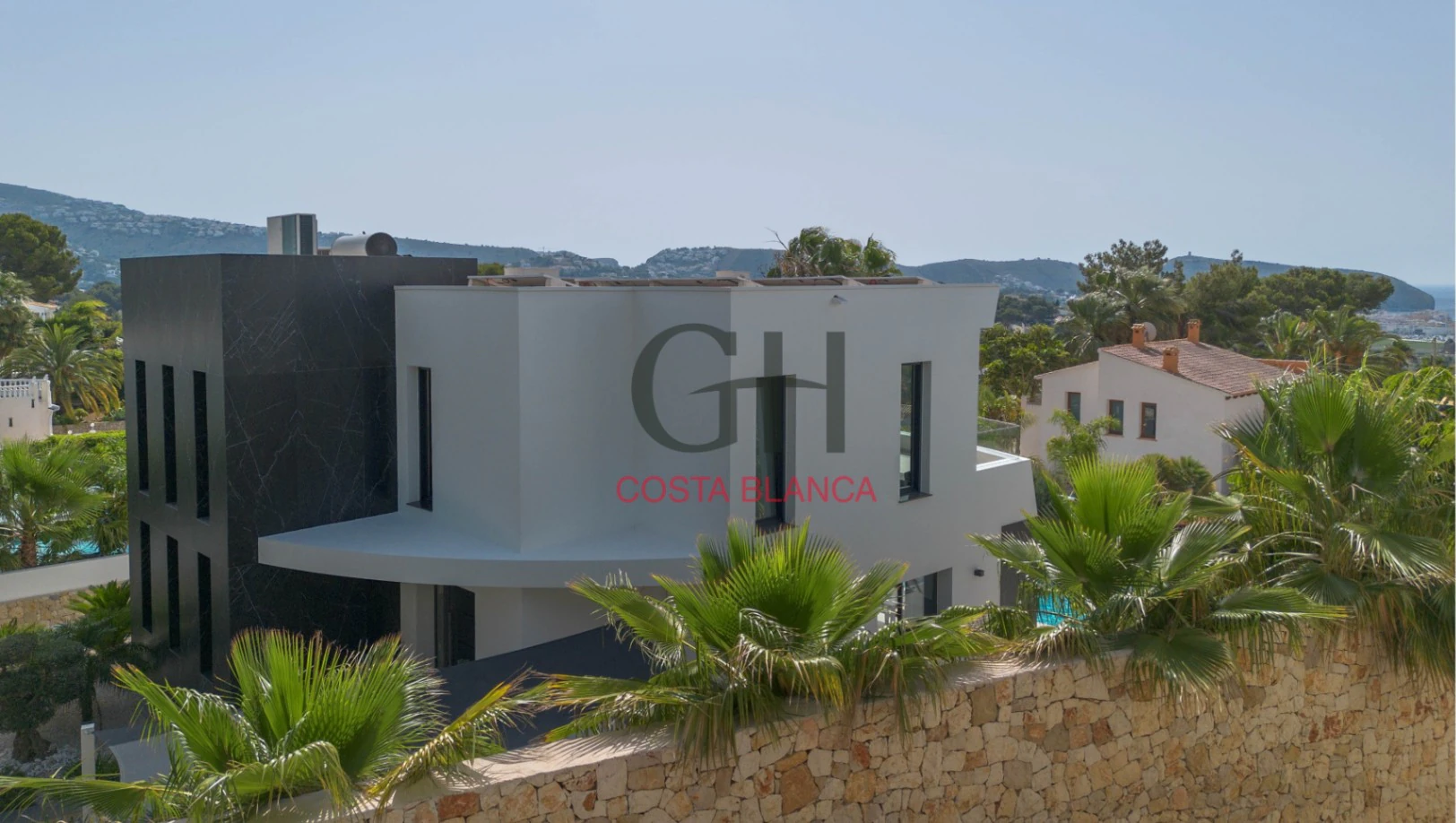 Villa de Lujo High-Tech en Moraira con Disponibilidad Inmediata