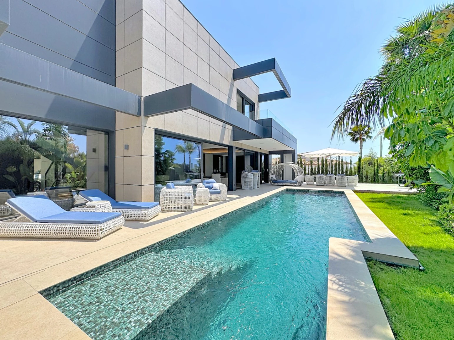 Villa Contemporaine de Rêve avec Vue Mer et Confort Maximum à Calpe