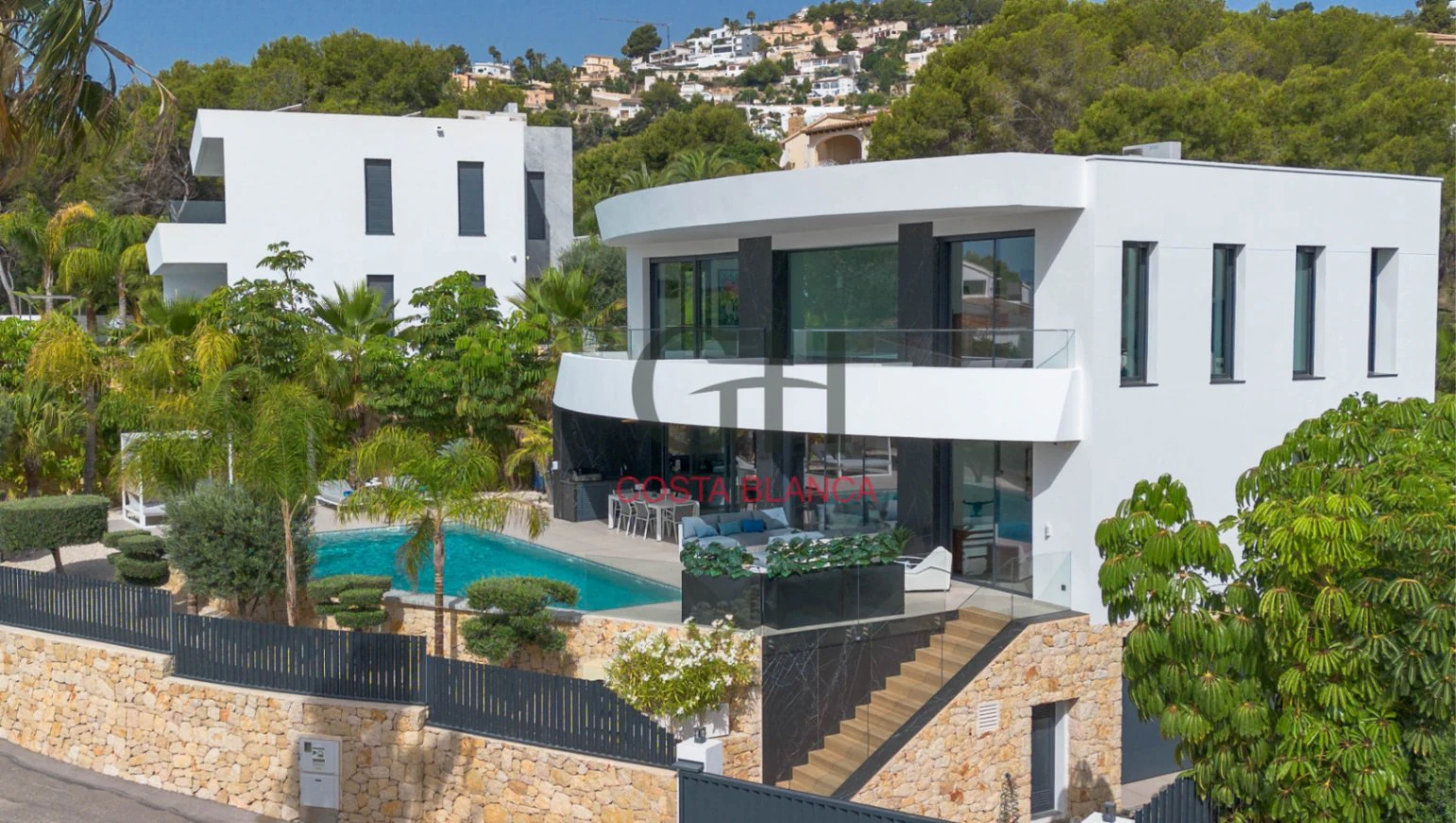 Villa de Lujo High-Tech en Moraira con Disponibilidad Inmediata