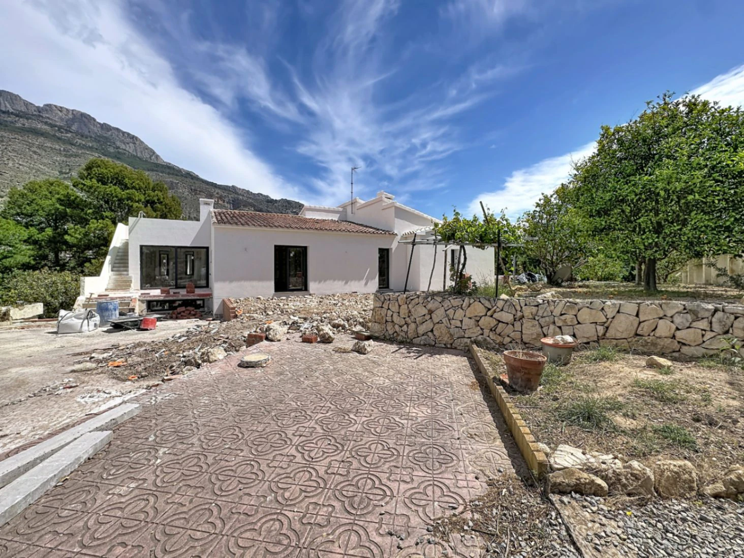 Luxe wonen omgeven door natuur – elegante villa in Altea la Vella